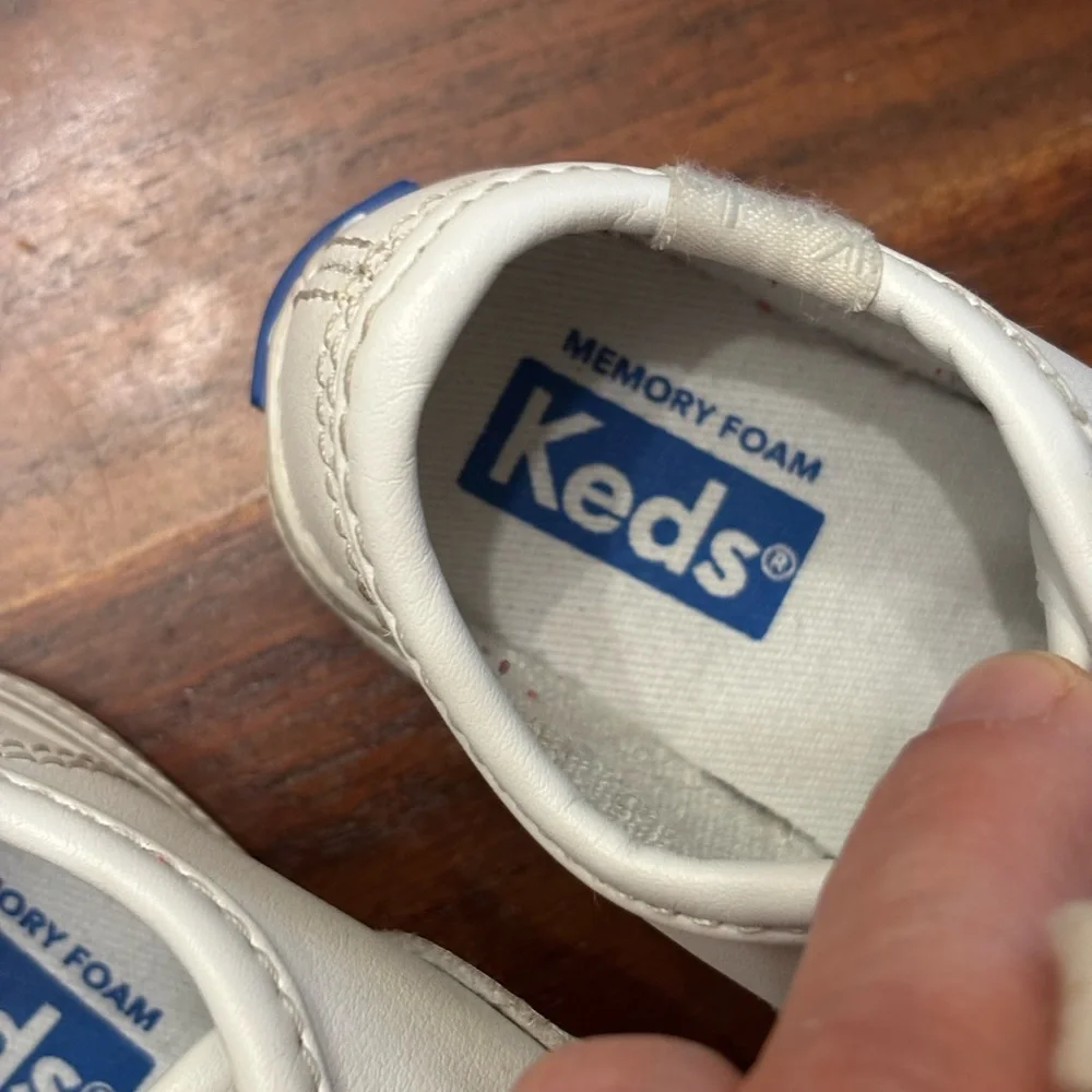 Keds Little Kids Champion Leather Lace Toe Cap - Picture 9 of 10